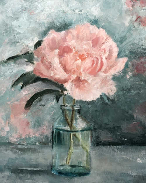 Pintura al óleo de alumno con bodegón y control de luz lateral